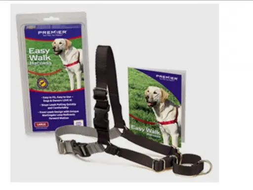 En hundsele och koppel från EzyDog. En gul labrador på förpackningen visar hur selen fungerar.